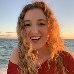 Meet your Posher, Avery